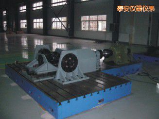 泰安微機(jī)控制驅(qū)動(dòng)橋總成扭轉(zhuǎn)試驗(yàn)機(jī)