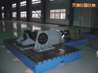 天津微機控制驅(qū)動橋總成扭轉(zhuǎn)試驗機